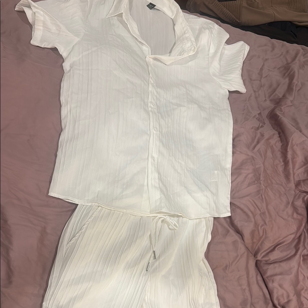 2-Piece Summer Set – Size S (Shirt + Pants)